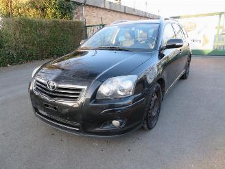 disassembly commercial vehicles Toyota Avensis  2008/10