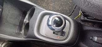 škoda osobní automobily Peugeot 108 1.0 vti  72pk  automaat navi 2019/6