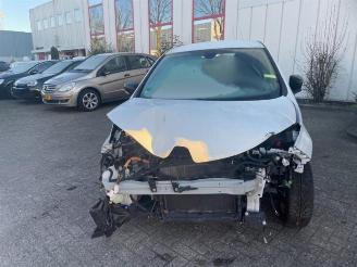 dañado máquina Renault Zoé Zoe (AG), Hatchback 5-drs, 2012 43kW 2019/1