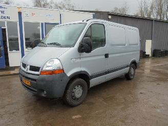 damaged commercial vehicles Renault Master 2.5 DCI 2005/6
