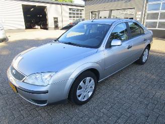 Autoverwertung Ford Mondeo 1.8-16V AMBIETE 5drs 2005/2