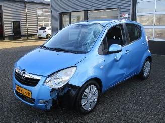 uszkodzony samochody osobowe Opel Agila 1.2 EDITION 2011/6