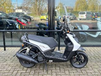 Yamaha BWs 125 125 4T A1 picture 6