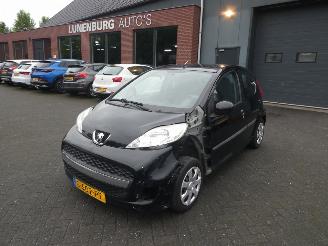 Auto incidentate Peugeot 107 1.0-12V XS Automaat Airco 2009/2
