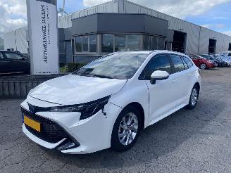 damaged commercial vehicles Toyota Corolla Touring Sports 1.8 Hybrid Business AUTOMAAT 2022/6