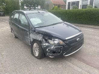 Ocazii scootere Ford Focus 1.6 TDCi 110 Combi 2011/1