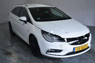 rozbiórka samochody osobowe Opel Astra SPORTS TOURER+ 2018/6