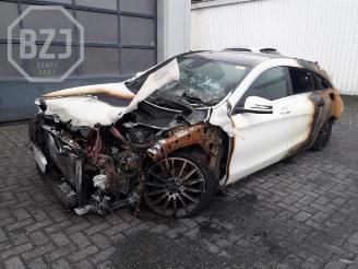 uszkodzony samochody osobowe Mercedes Cla-klasse CLA Shooting Brake (117.9), Combi, 2015 / 2019 2.2 CLA-200 CDI 16V 2017/11