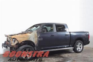 damaged passenger cars Dodge Ram 5.7 Hemi V8 4x4 Pick-up  Benzine 5.654cc 295kW 4x4 2012-09 (DS) EZH 2017/11