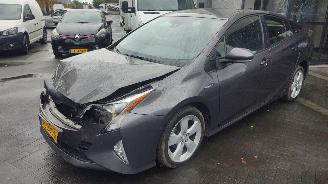 rozbiórka samochody osobowe Toyota Prius 1.8 Executive 2019/2