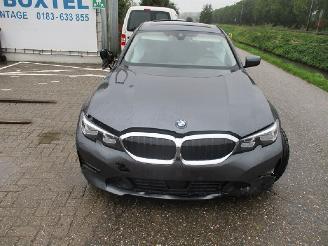 dañado vehículos comerciales BMW 3-serie  2022/1