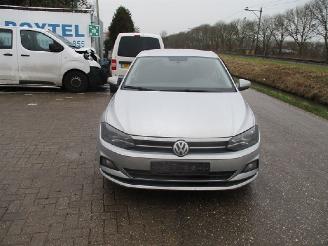 dañado vehículos comerciales Volkswagen Polo  2019/1