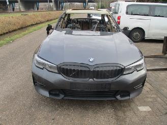 disassembly commercial vehicles BMW 3-serie 330 E 2022/1