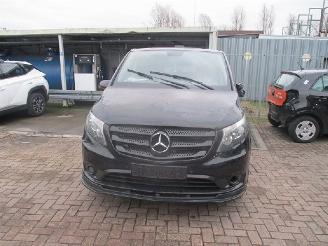 damaged commercial vehicles Mercedes Vito  2019/1