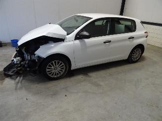 damaged commercial vehicles Peugeot 308 1.2 VTI 2014/3