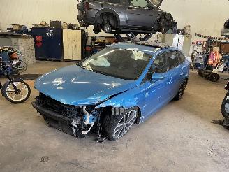 uszkodzony samochody osobowe Seat Leon 1.6 TDI  110 pk 2014/1