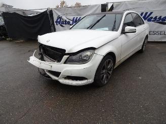 demontáž osobní automobily Mercedes C-klasse 220 CDi Avandgarde 2013/5