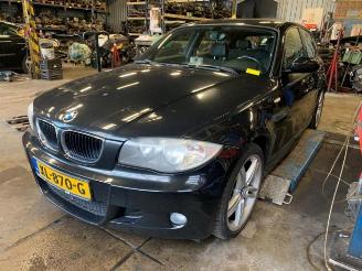 dañado vehículos comerciales BMW 1-serie 1 serie (E87/87N), Hatchback 5-drs, 2003 / 2012 118d 16V 2008/2