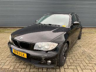 Damaged car BMW 1-serie  2005/1