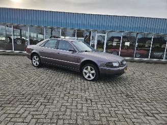 danneggiata veicoli commerciali Audi A8 3.7 V8 Aut. 1995/9
