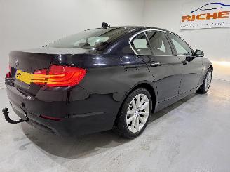 BMW 5-serie Sedan 520i High Exe Aut8 picture 6