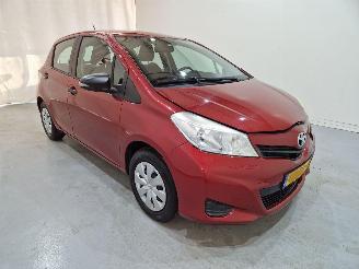 Toyota Yaris 1.0 VVT-i Comfort Airco 51kW 33000km! picture 1