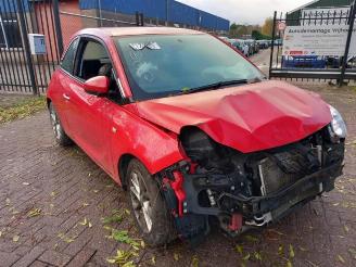 uszkodzony maszyny Opel Adam Adam, Hatchback 3-drs, 2012 / 2019 1.2 16V 2015/4