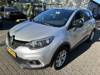Coche accidentado Renault Captur 0.9 Tce Limited 2019/5