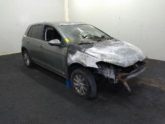 damaged commercial vehicles Volkswagen Golf 5G Trend Edition 2015/1