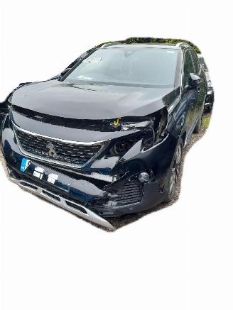 dommages fourgonnettes/vécules utilitaires Peugeot 3008 GT 2020/1