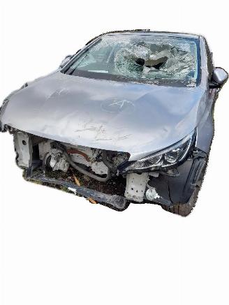 uszkodzony samochody ciężarowe Peugeot 308 Allure 2020/1