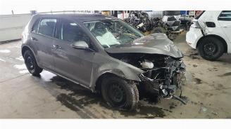 damaged commercial vehicles Volkswagen Golf Golf VII (AUA), Hatchback, 2012 / 2021 1.6 TDI 16V 2015/2