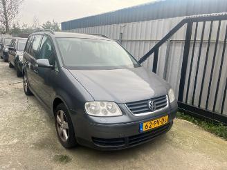 disassembly commercial vehicles Volkswagen Touran 1.6 fsi LD7X 2004/1