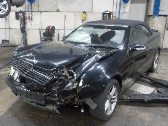 demontáž osobní automobily Mercedes CLK CLK (R208) Cabrio 2.0 200 16V (M111.945) [100kW]  (03-1998/03-2002) 2000/8