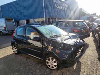 damaged commercial vehicles Peugeot 107 5 drs 50kw  cool edition 2012/2