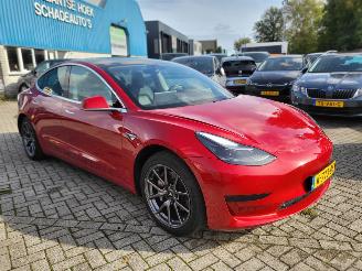 Avarii autoturisme Tesla Model 3 Tesla Model 3 RWD 440 KM rijbereik nwprijs € 50 000 2020/12