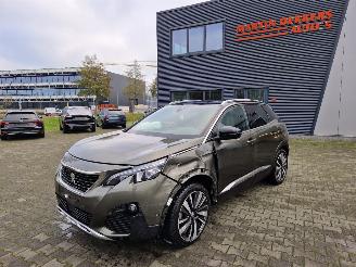Coche accidentado Peugeot 3008 PLUG IN HYBR 220KW  / AWD / GT-PACK / PANO 2020/6