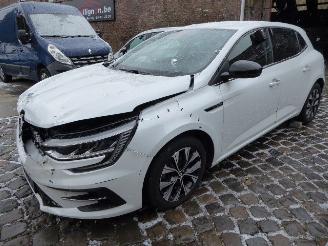 danneggiata carrello Renault Mégane Limited 2021/12