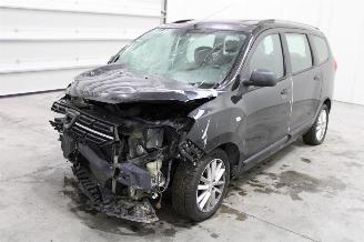Damaged car Dacia Lodgy  2017/11