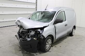 Coche accidentado Renault Express  2023/11