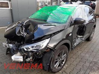 uszkodzony samochody ciężarowe Opel Grandland Grandland/Grandland X, SUV, 2017 1.5 CDTI 2021/6