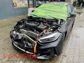 skadebil auto BMW 1-serie 1 serie (F40), Hatchback, 2019 118i 1.5 TwinPower 12V 2021