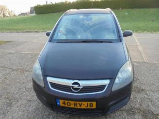 Avarii autoturisme Opel Zafira Zafira (M75), MPV, 2005 / 2015 1.9 CDTI 2005/9