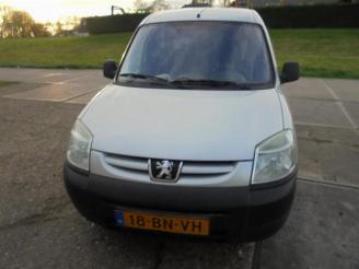 Voiture accidenté Peugeot Partner Partner, Van, 1996 / 2015 2.0 HDI 2004/7