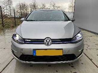 Volkswagen e-Golf 100 kWh -LED-NAVI-PDC picture 16