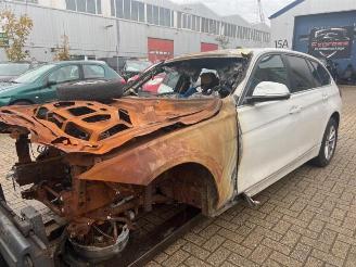 Damaged car BMW 3-serie 3 serie Touring (F31), Combi, 2012 / 2019 320d 2.0 16V 2017/7