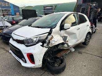Damaged car Kia Picanto 1.0 GT LINE 2017/4